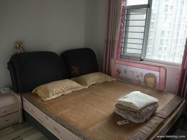建一南路 青城一品 好楼层 精装修 两房急出售 有