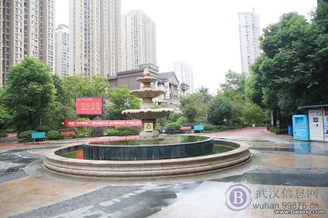 百瑞景 豪装通透四房 带两车位 全房暖气空调 稀有